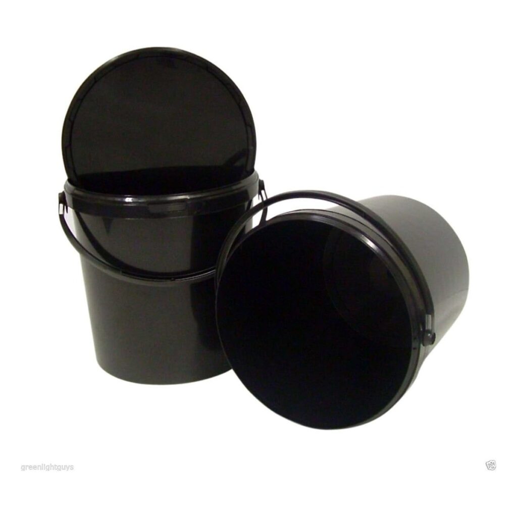 Black Bucket with Lid 20L